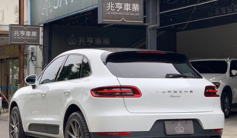 
2015-PORSCHE 保時捷 Macan full									