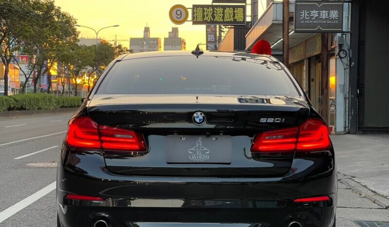 
2018-BMW 寶馬 520i (G30) full									