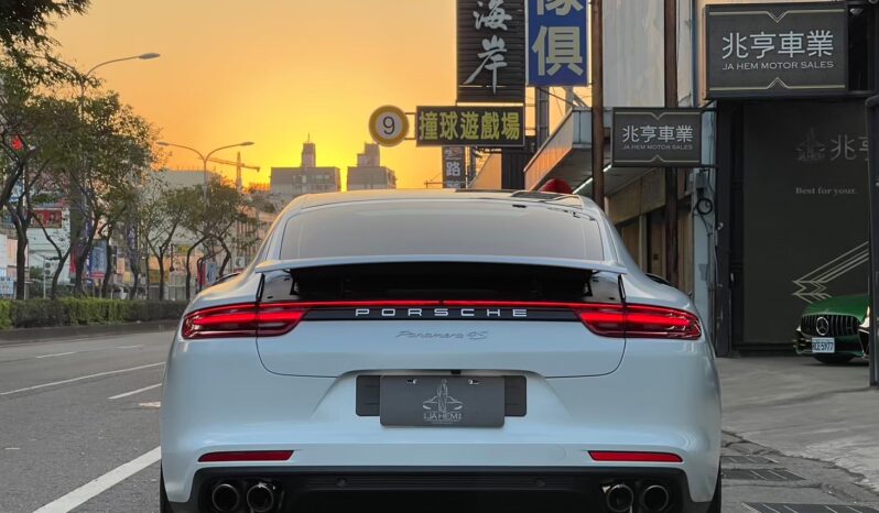 
2017-PORSCHE 保時捷 Panamera 4S full									