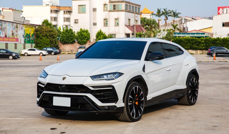 
2023 Lamborghini Urus Performante full									