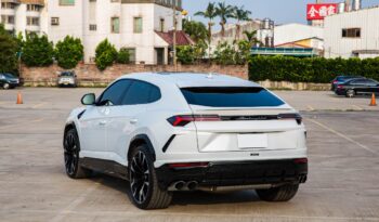 
2023 Lamborghini Urus Performante full									