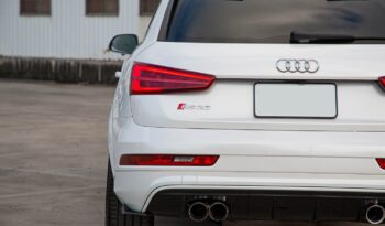 
2015-AUDI RSQ3 full									