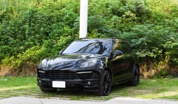 
2013-PORSCHE CAYENNE GTS full									