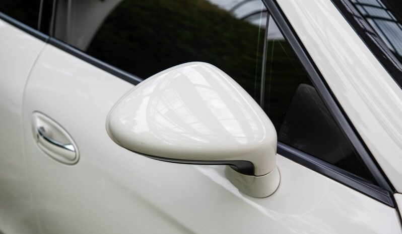 
2011 PORSCHE Panamera full									