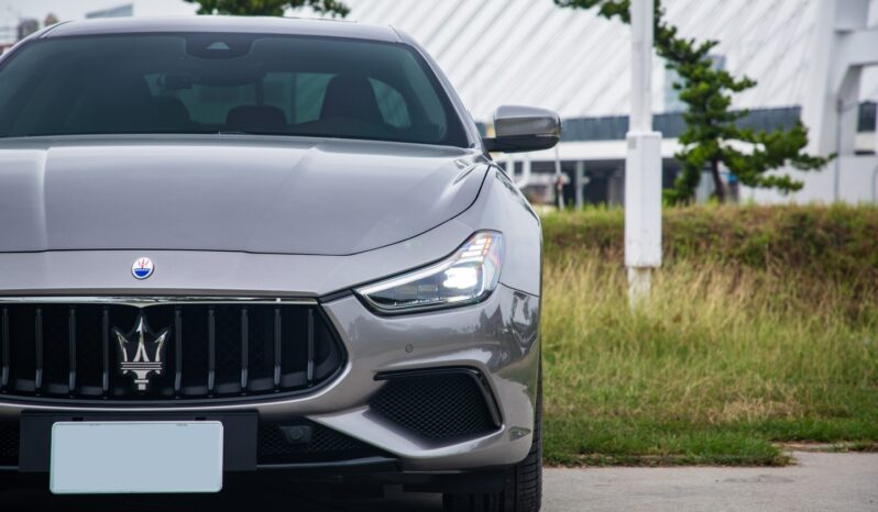 
2021 MASERATI Ghibli MHEV GranSport full									