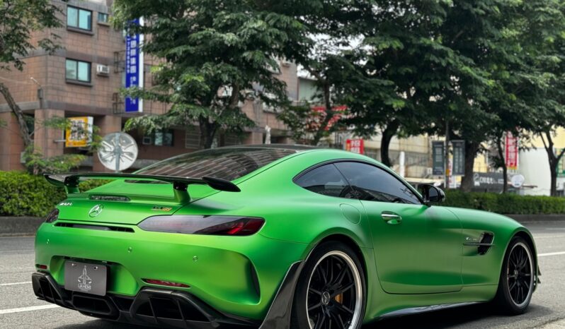 
2017 M-Benz AMG GT-R full									